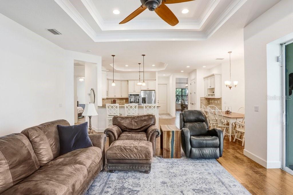 Image 26 of 54 For 7709 Kenia Meadows Lane