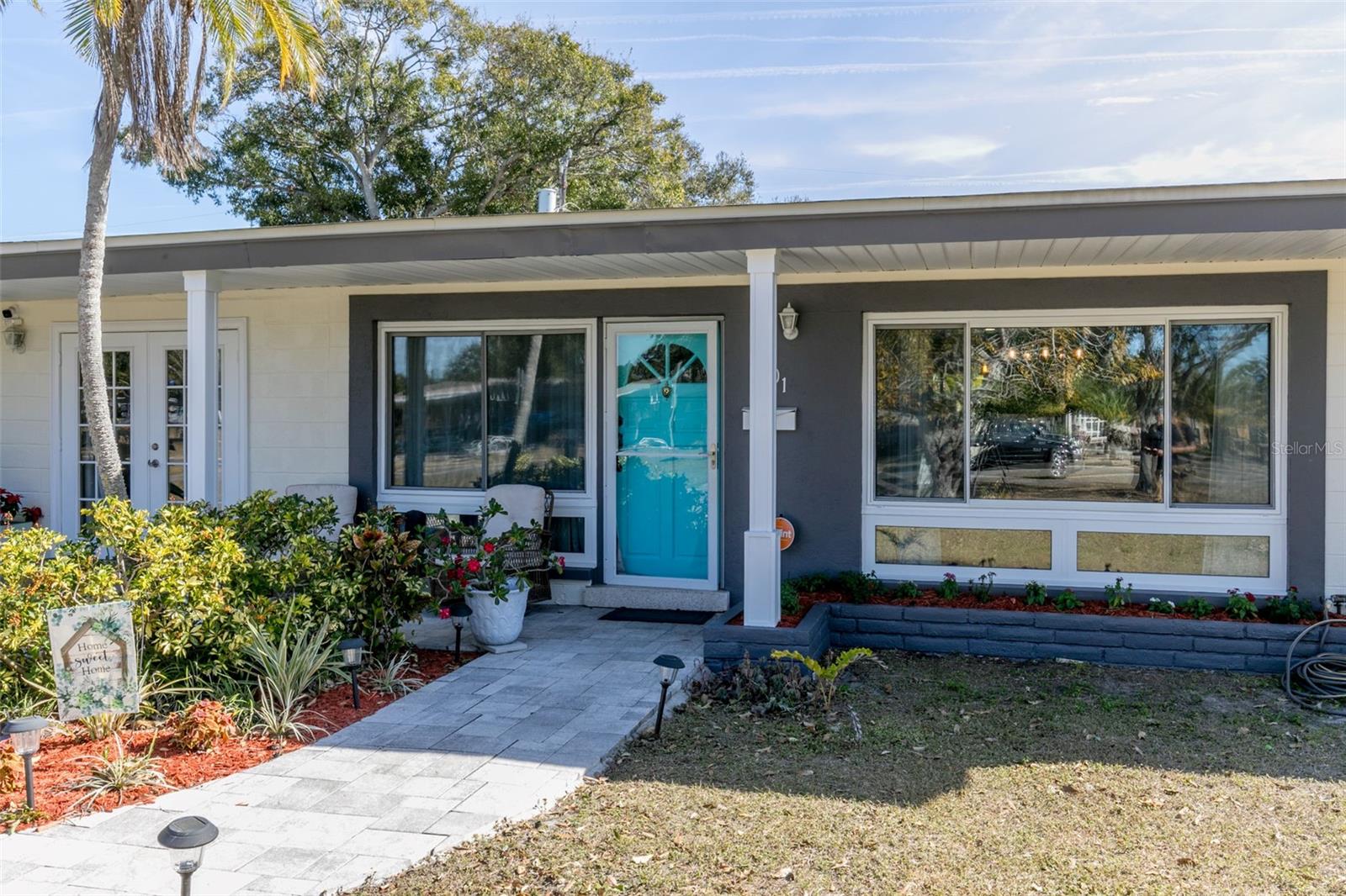 Image 3 of 33 For 3601 56th Street N