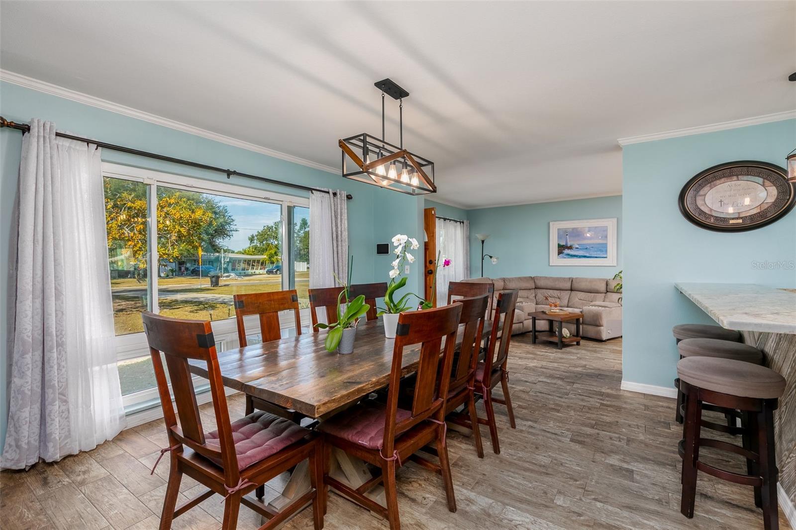 Image 4 of 33 For 3601 56th Street N