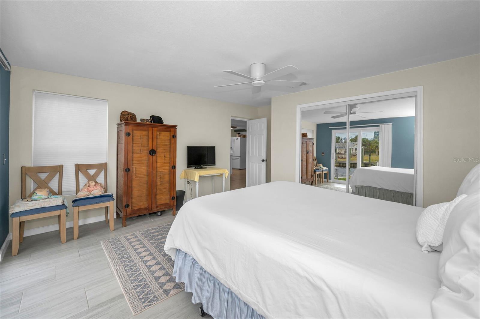 Image 12 of 50 For 5433 Bluepoint Drive