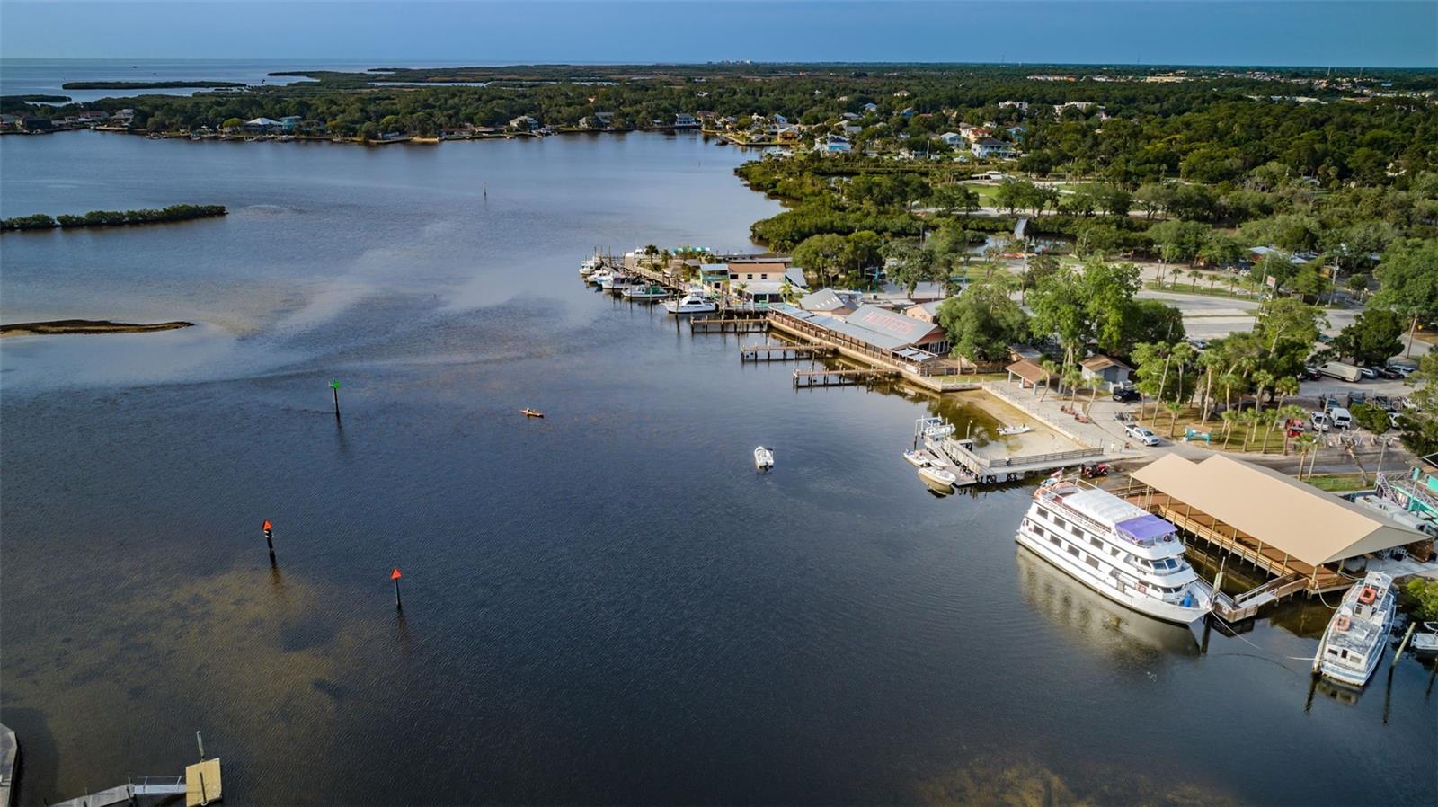 Image 33 of 50 For 5433 Bluepoint Drive