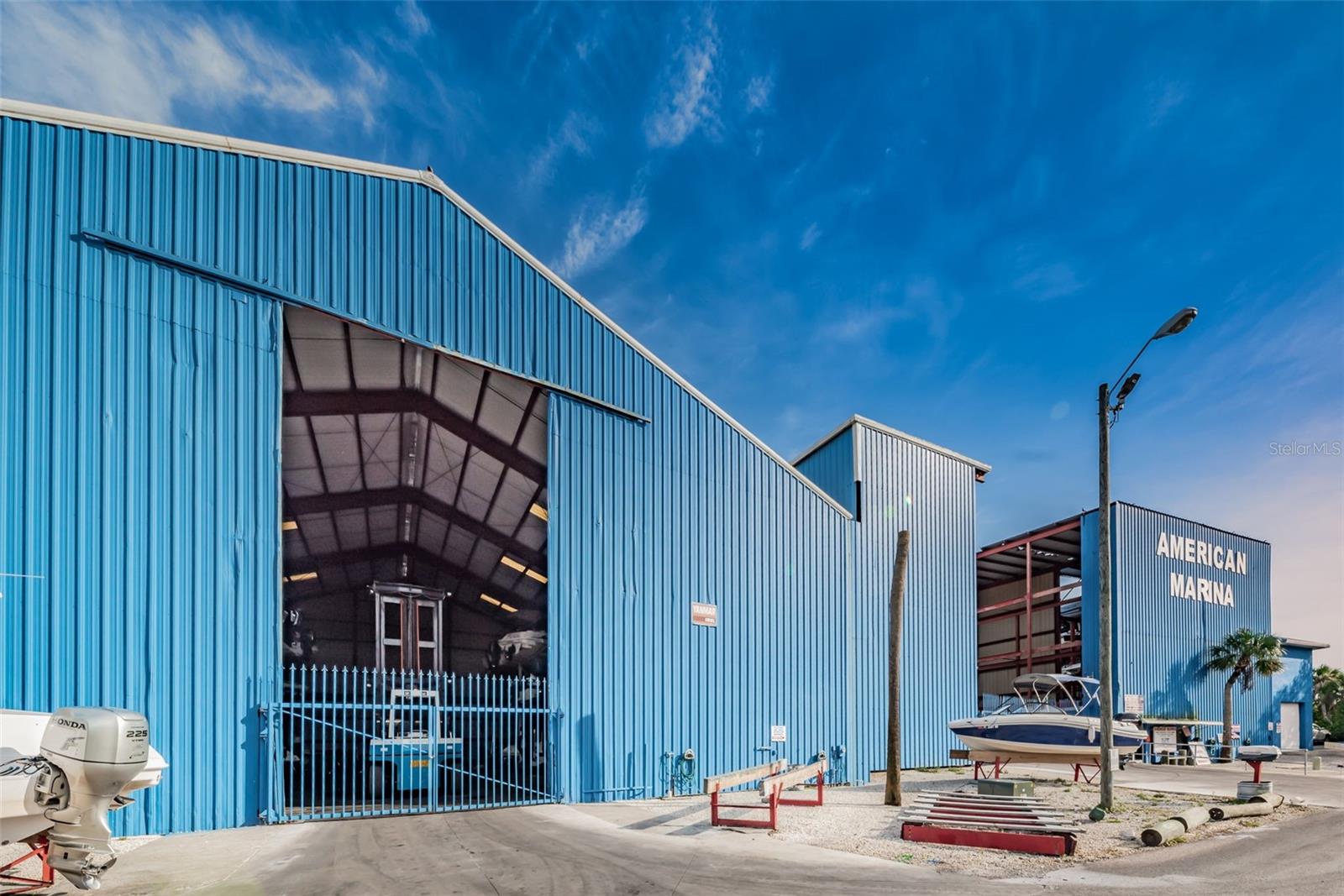 Image 48 of 50 For 5433 Bluepoint Drive