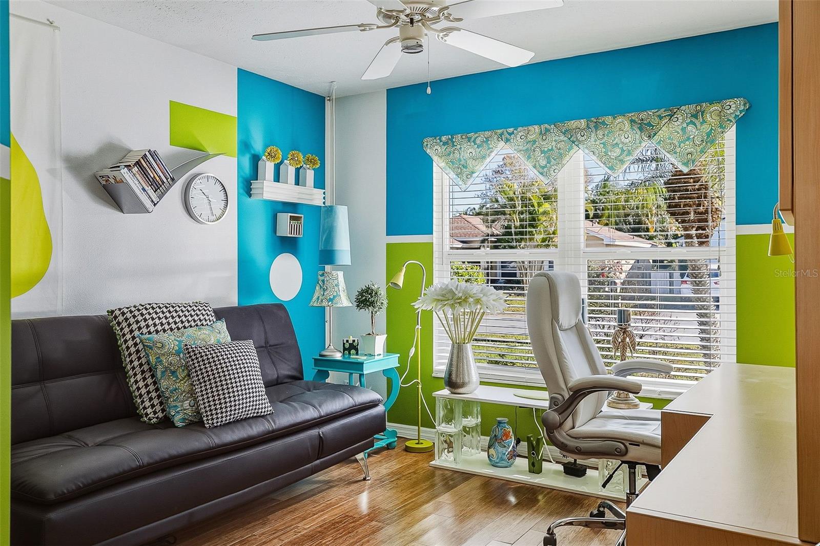 Image 23 of 47 For 7728 34th Court E