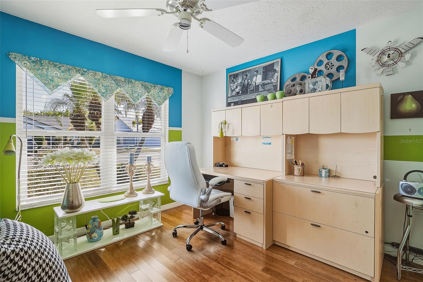 Image 24 of 47 For 7728 34th Court E