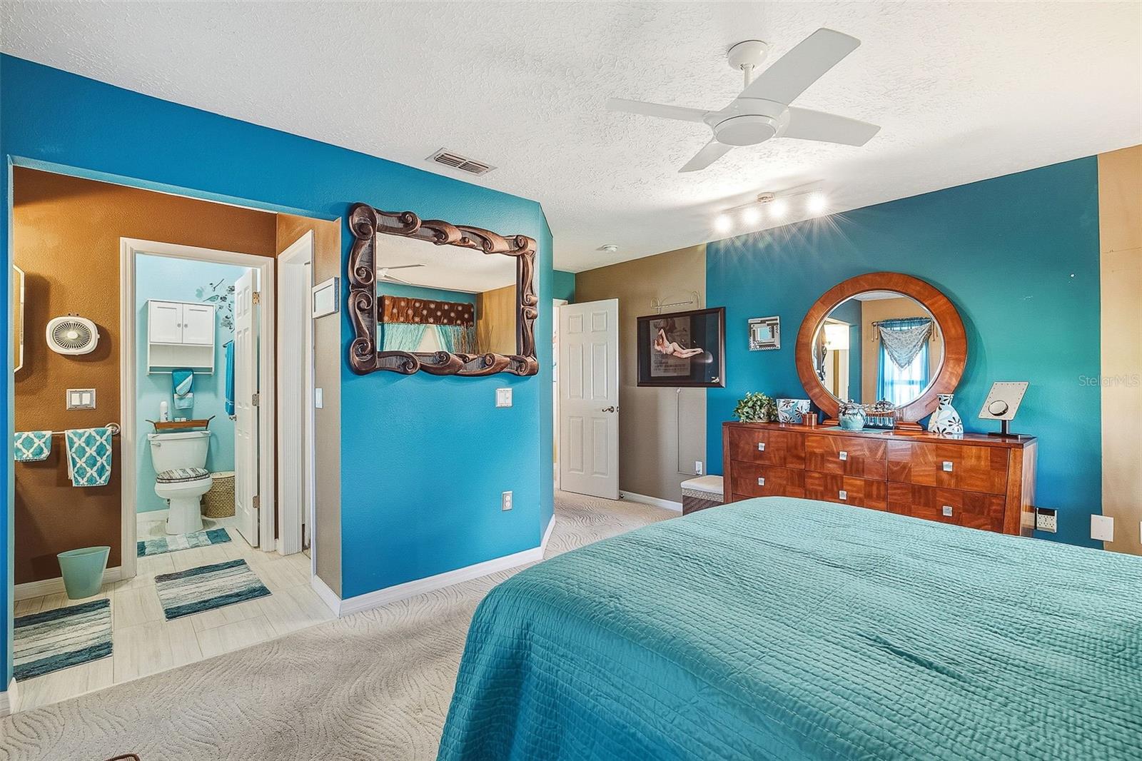 Image 32 of 47 For 7728 34th Court E