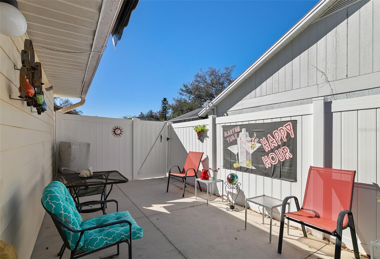 Image 37 of 47 For 7728 34th Court E