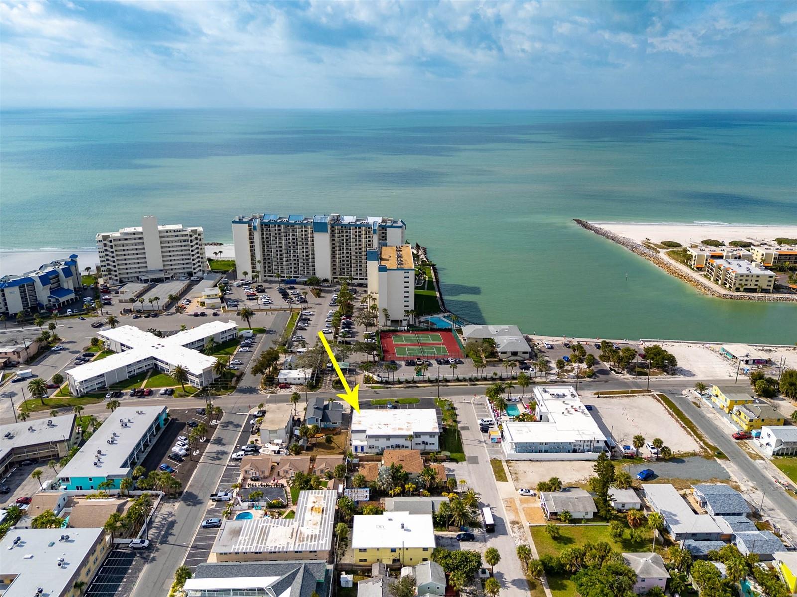 Image 31 of 33 For 7151 Sunset Way 10