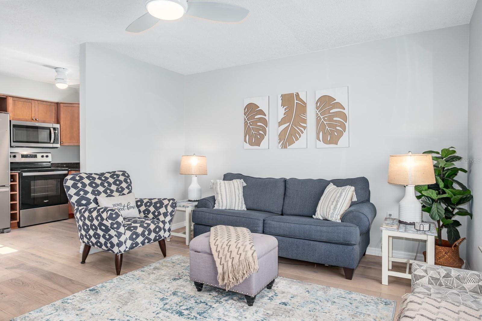 Image 8 of 33 For 7151 Sunset Way 10