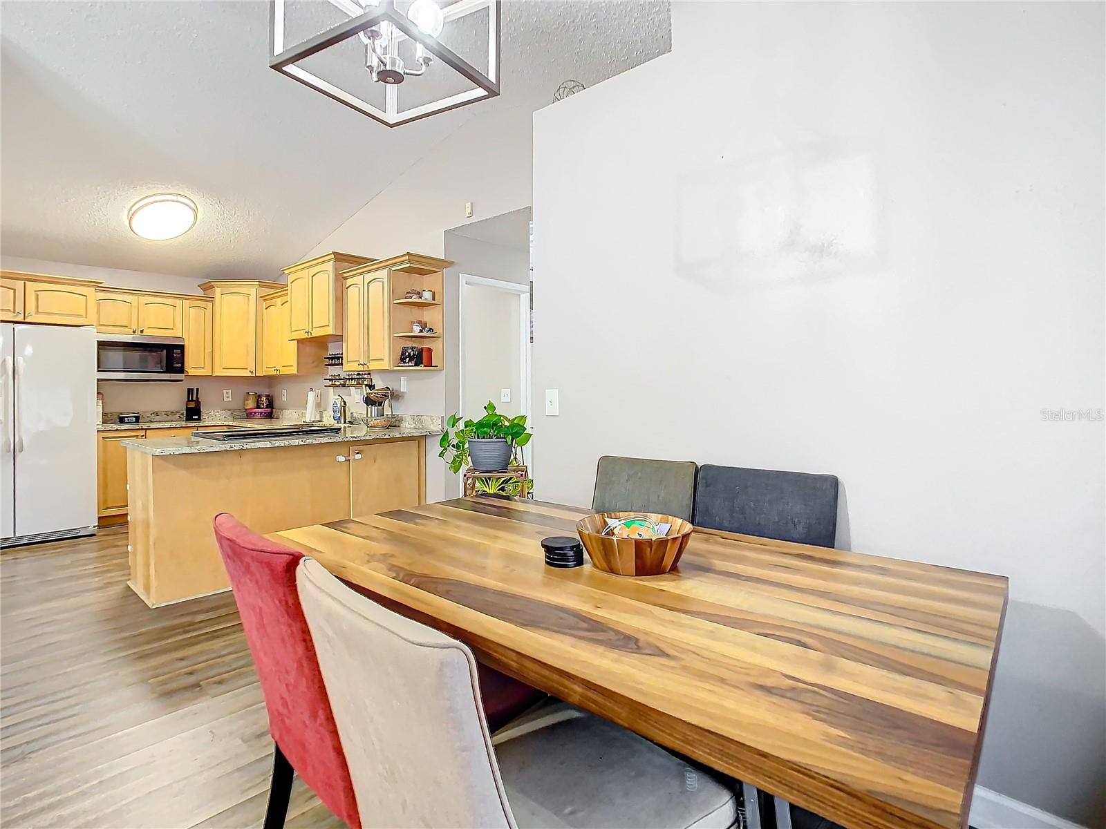 Image 14 of 38 For 2760 Braham Court