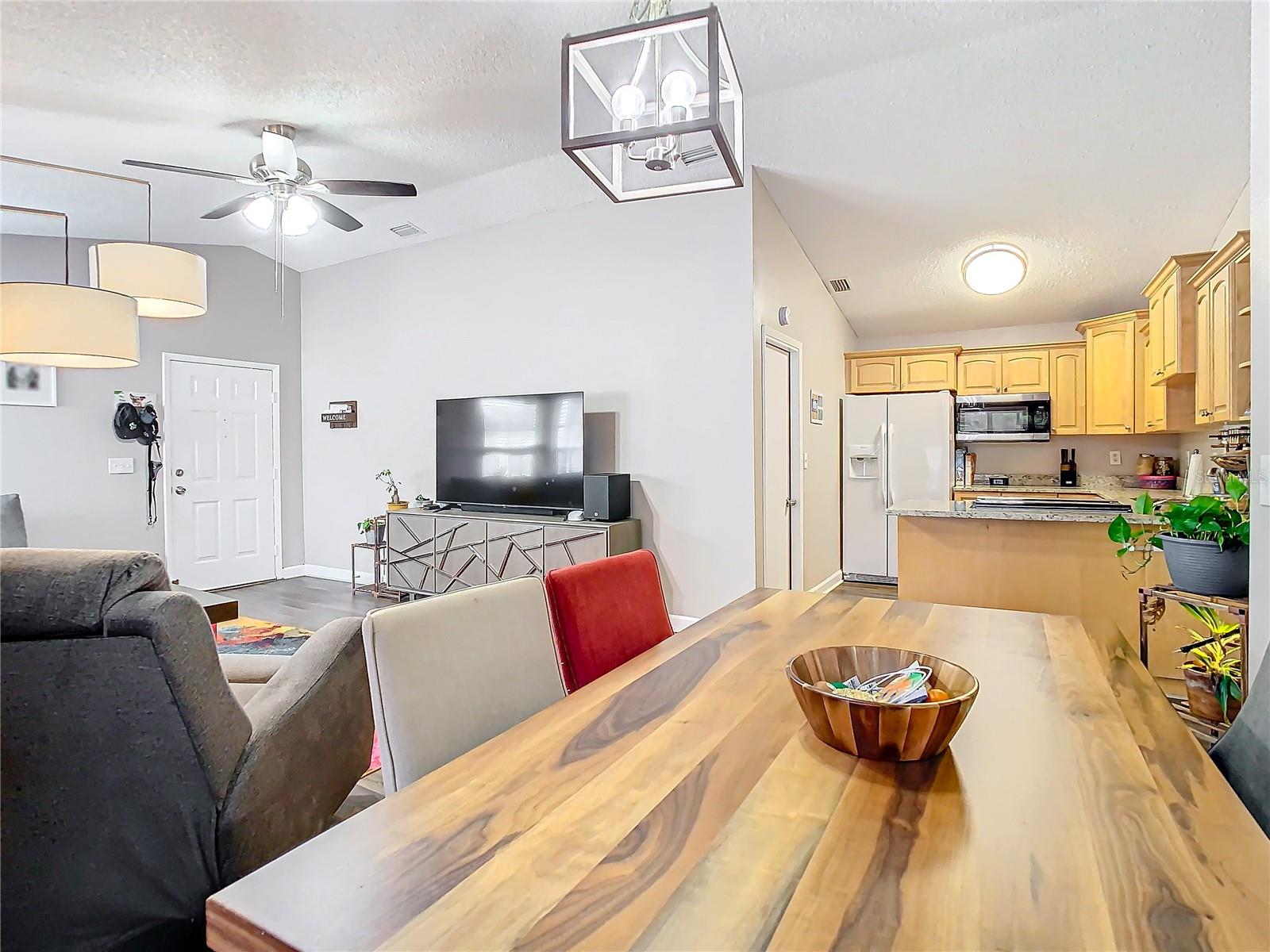 Image 15 of 38 For 2760 Braham Court