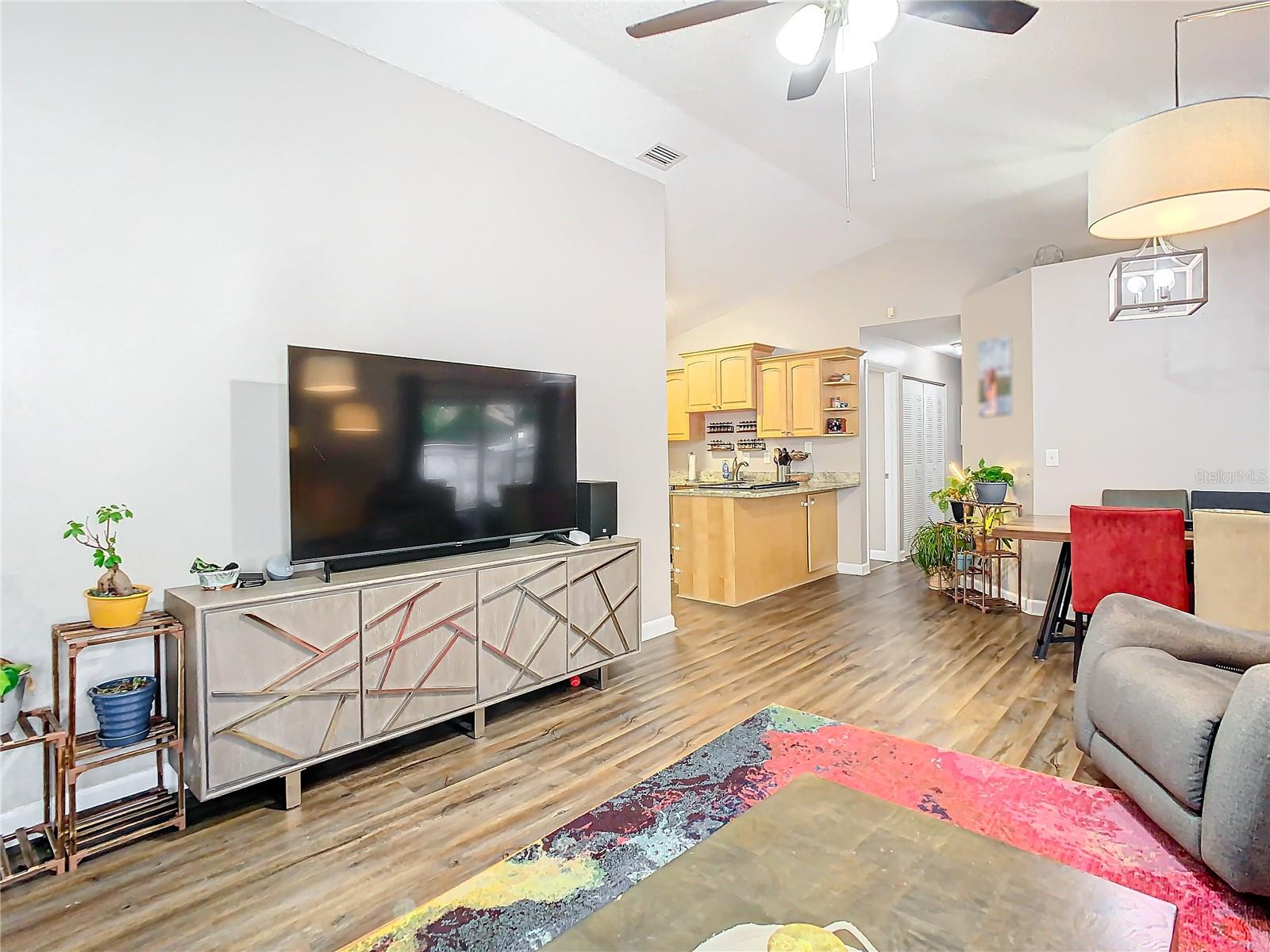 Image 9 of 38 For 2760 Braham Court