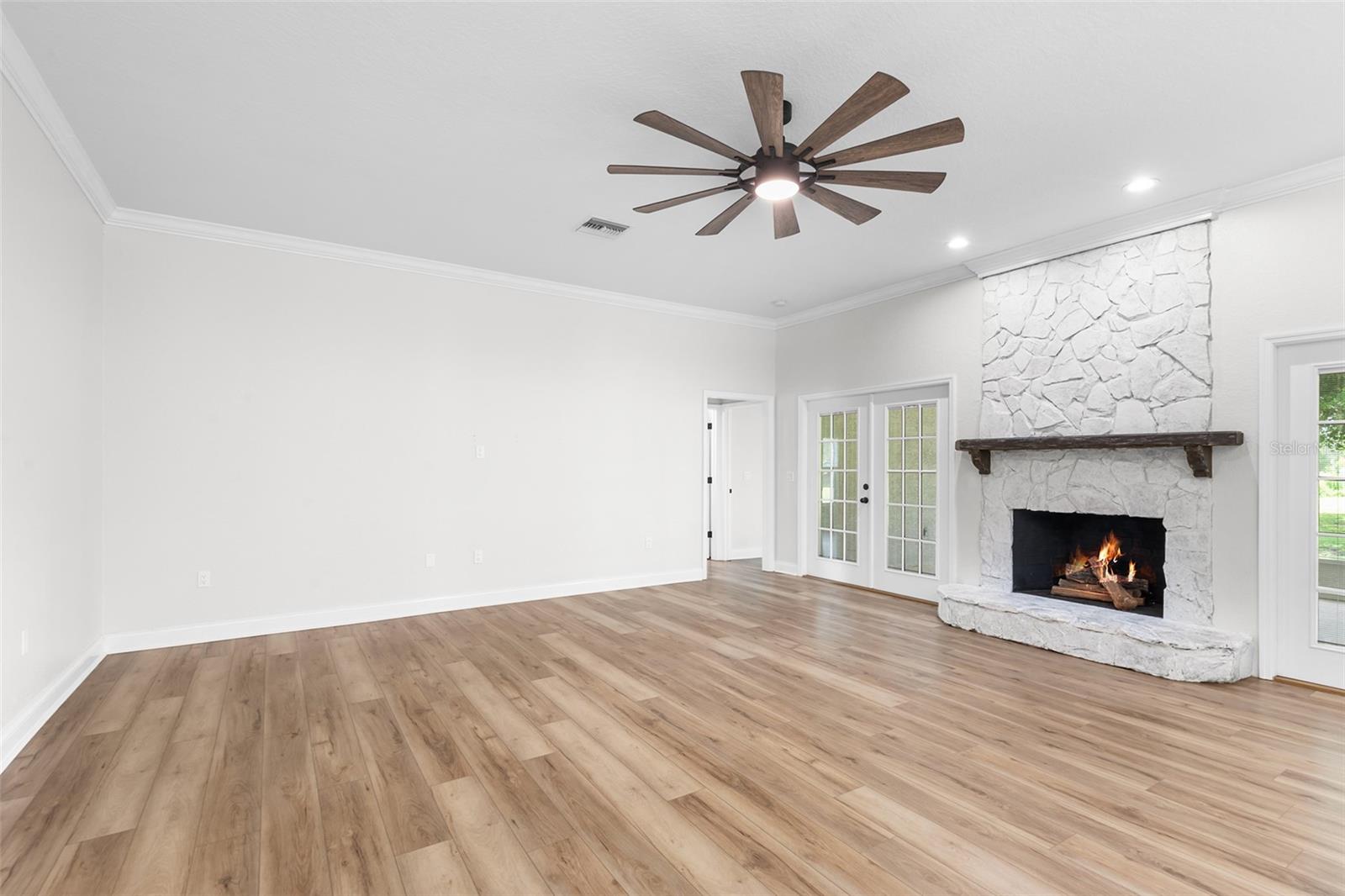 Image 12 of 50 For 5820 Johnson Avenue