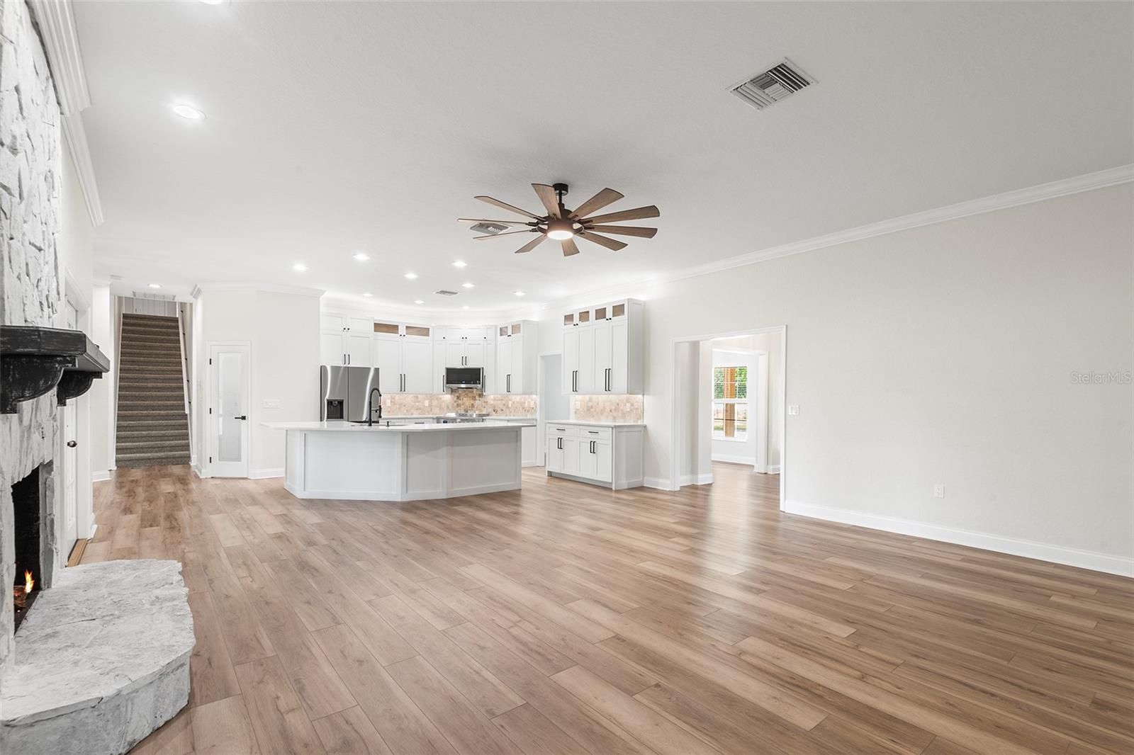 Image 13 of 50 For 5820 Johnson Avenue