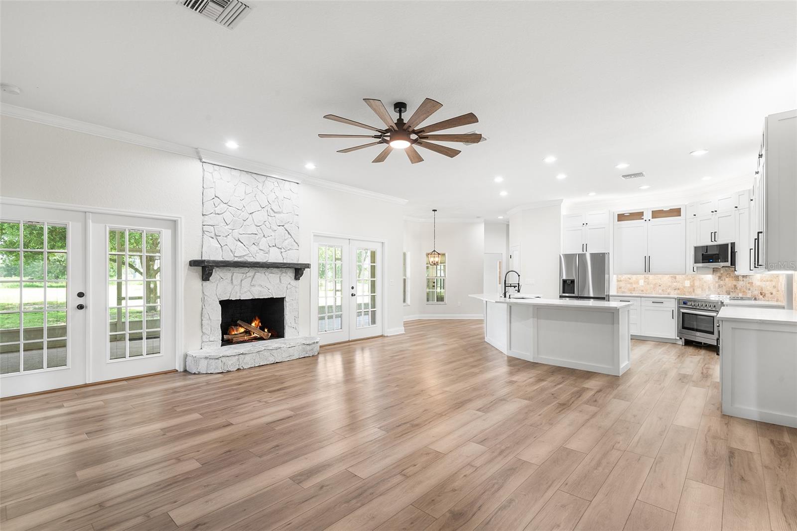 Image 15 of 50 For 5820 Johnson Avenue