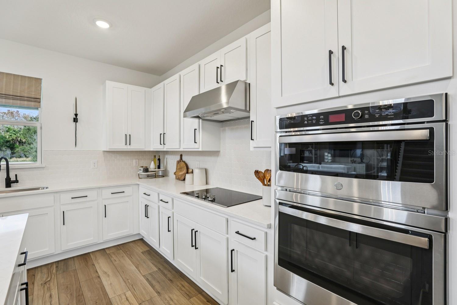 Image 18 of 58 For 2430 Duck Hawk Street