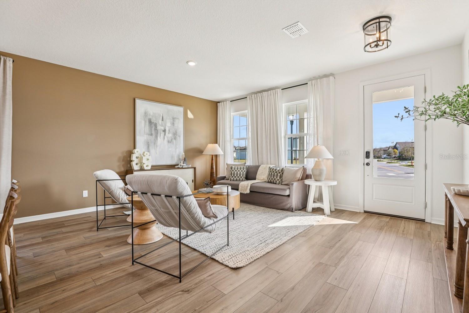 Image 5 of 58 For 2430 Duck Hawk Street