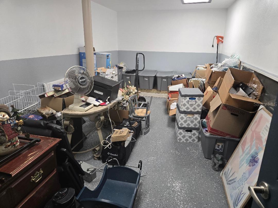 Image 10 of 14 For 10517 Riverview Drive