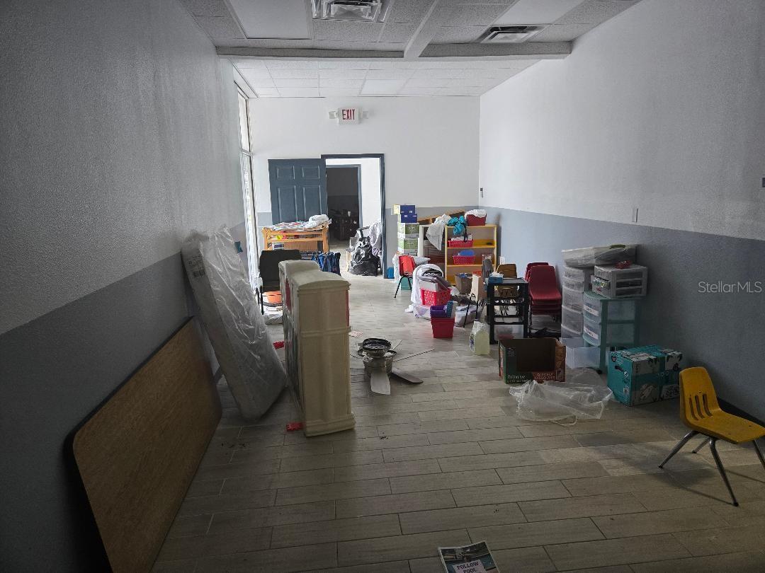 Image 14 of 14 For 10517 Riverview Drive