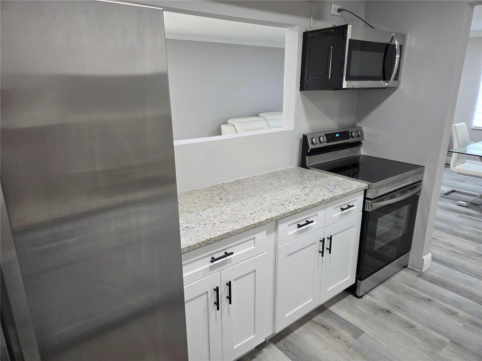 Image 10 of 34 For 9004 Tudor Dr Unit K103  K103