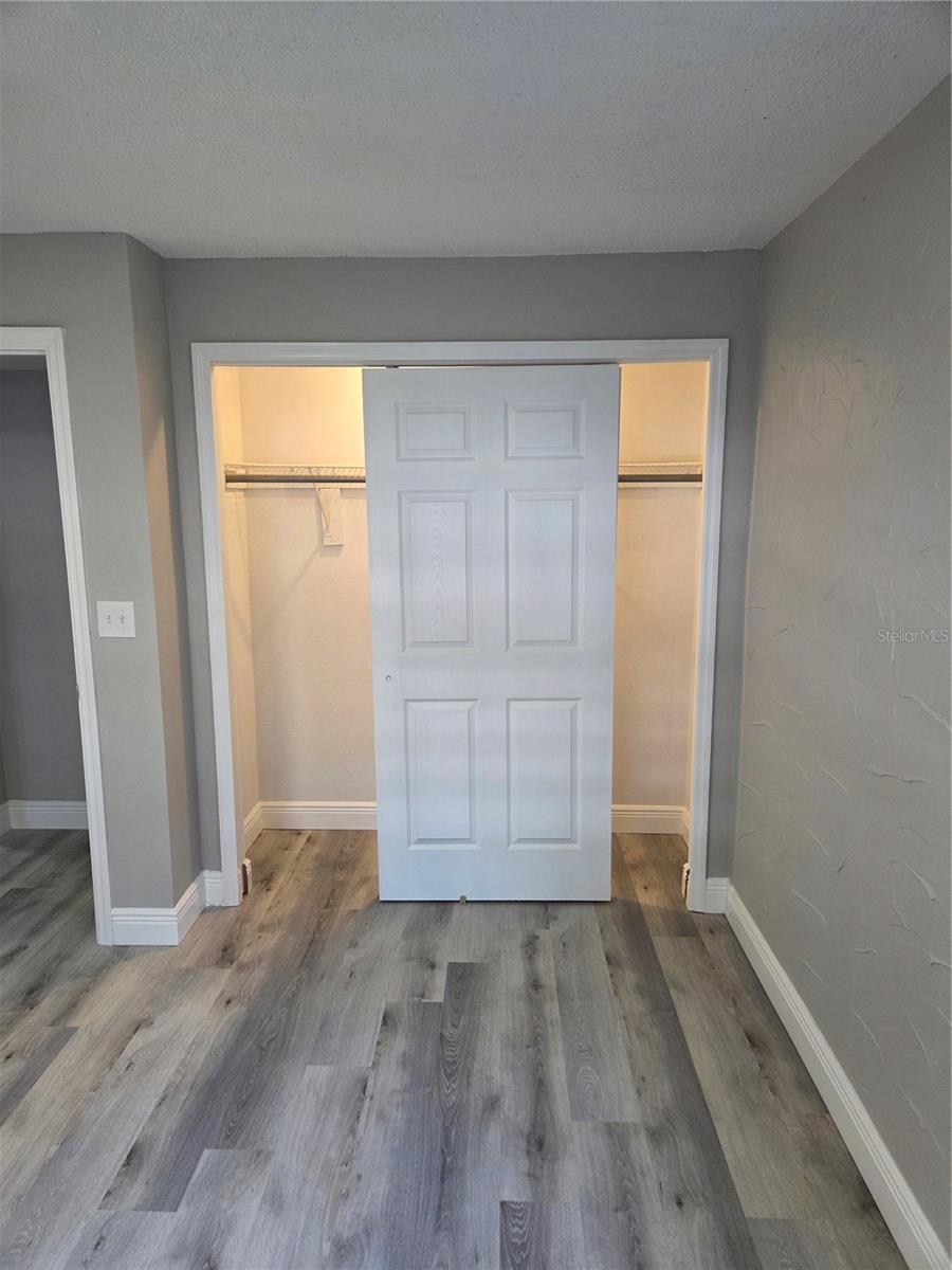 Image 13 of 34 For 9004 Tudor Dr Unit K103  K103