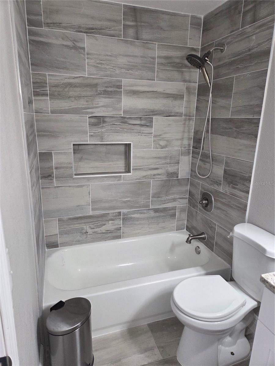 Image 18 of 34 For 9004 Tudor Dr Unit K103  K103