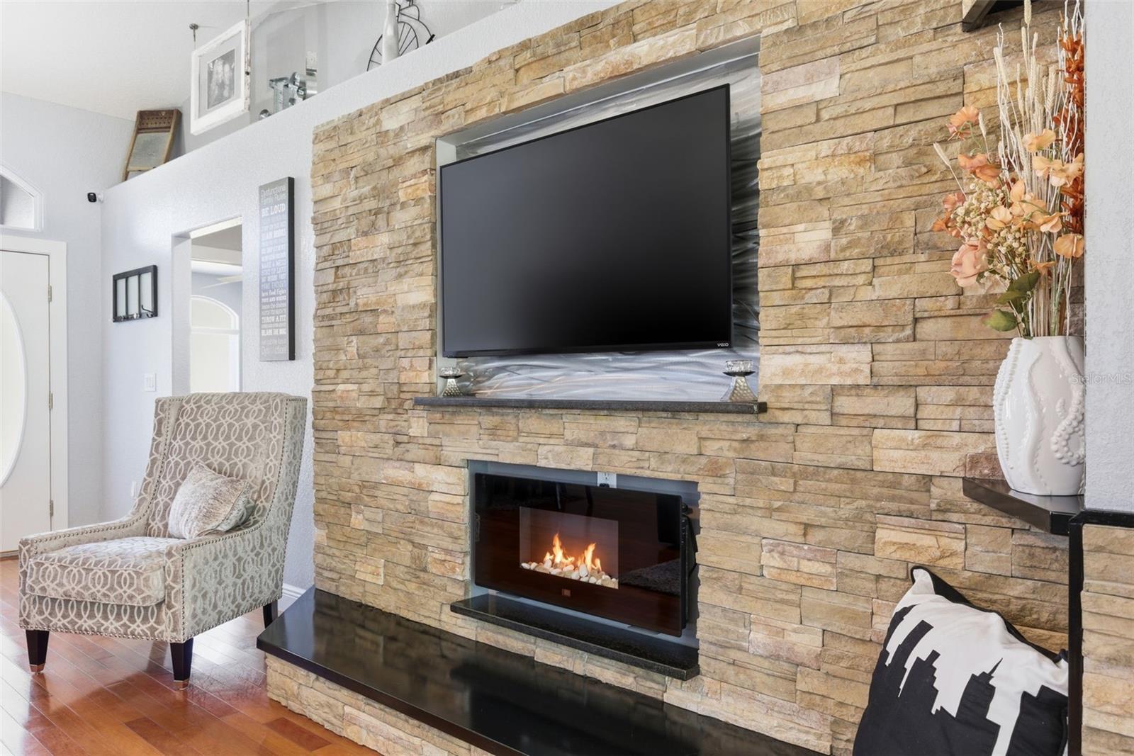 Image 12 of 100 For 26604 Pheasant Run