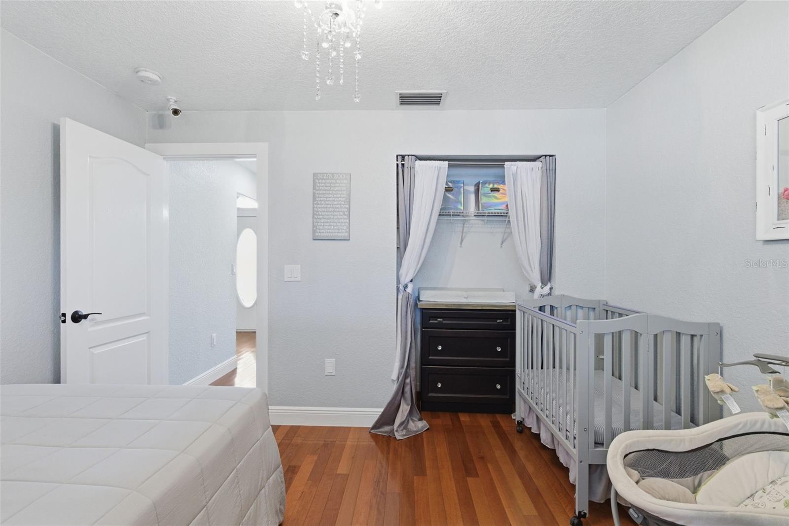 Image 20 of 100 For 26604 Pheasant Run