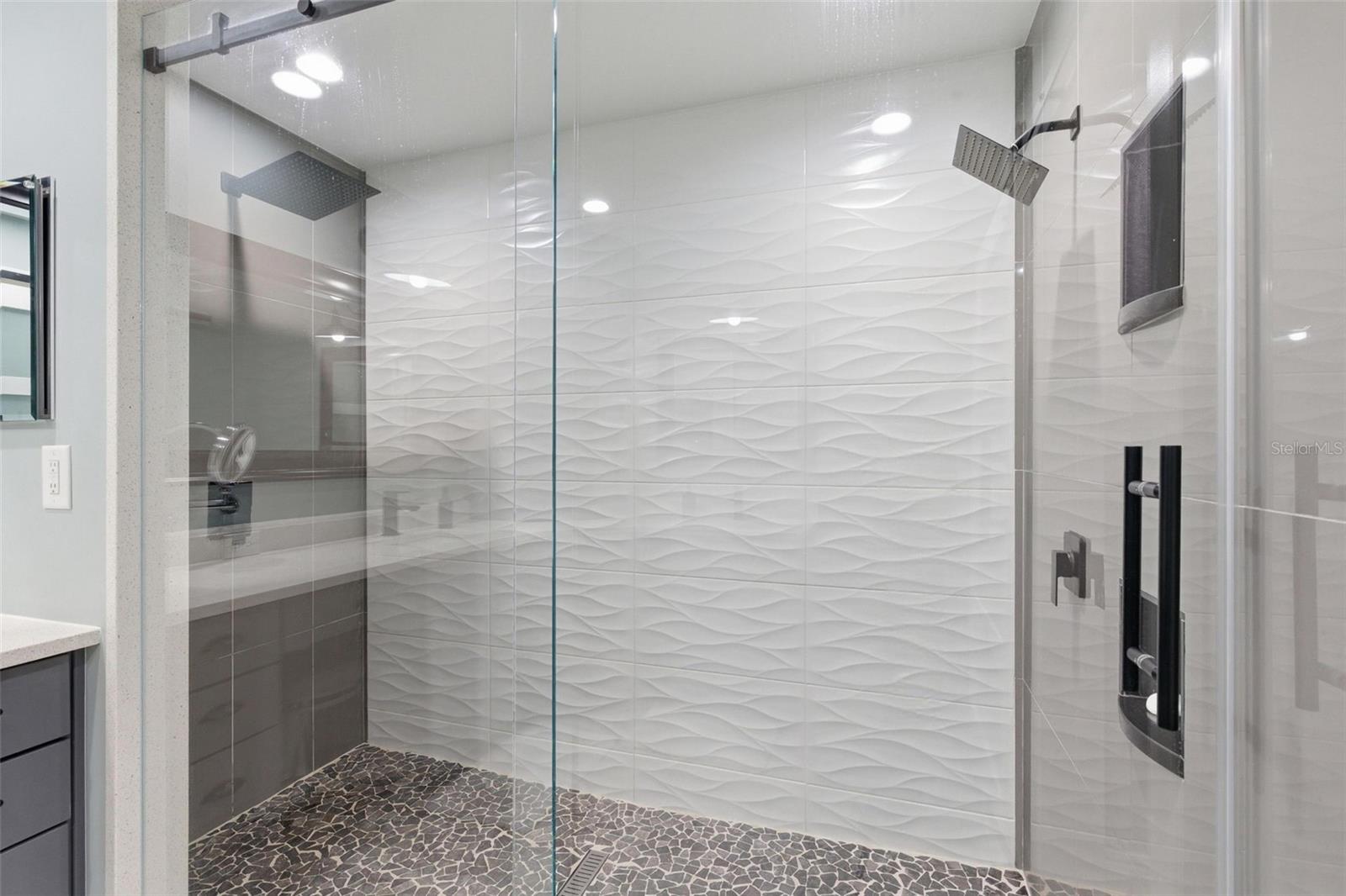 Image 27 of 100 For 26604 Pheasant Run