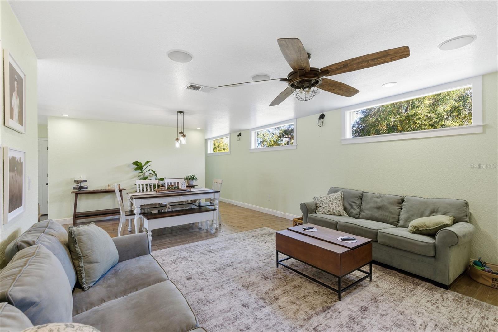 Image 73 of 100 For 26604 Pheasant Run