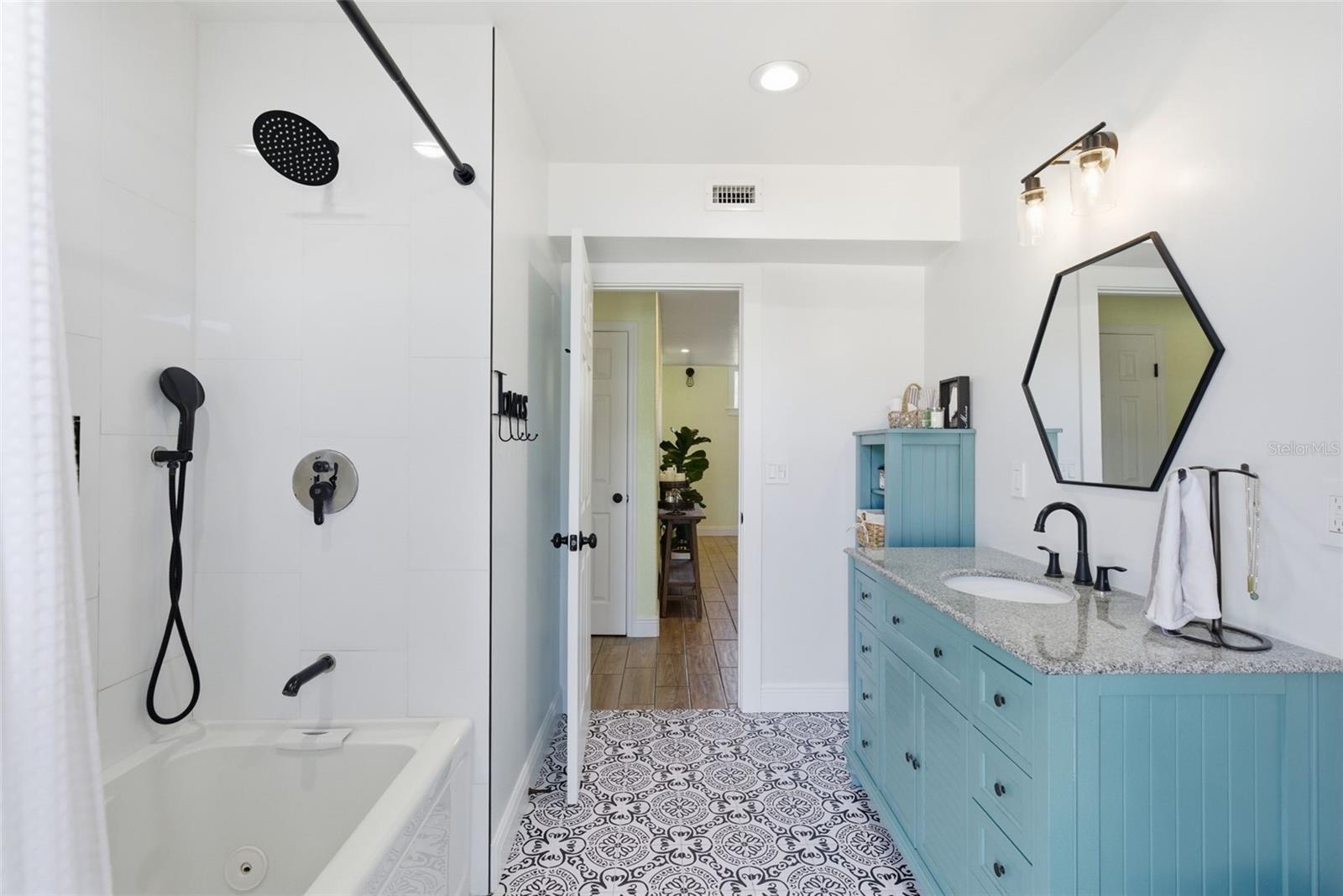 Image 77 of 100 For 26604 Pheasant Run