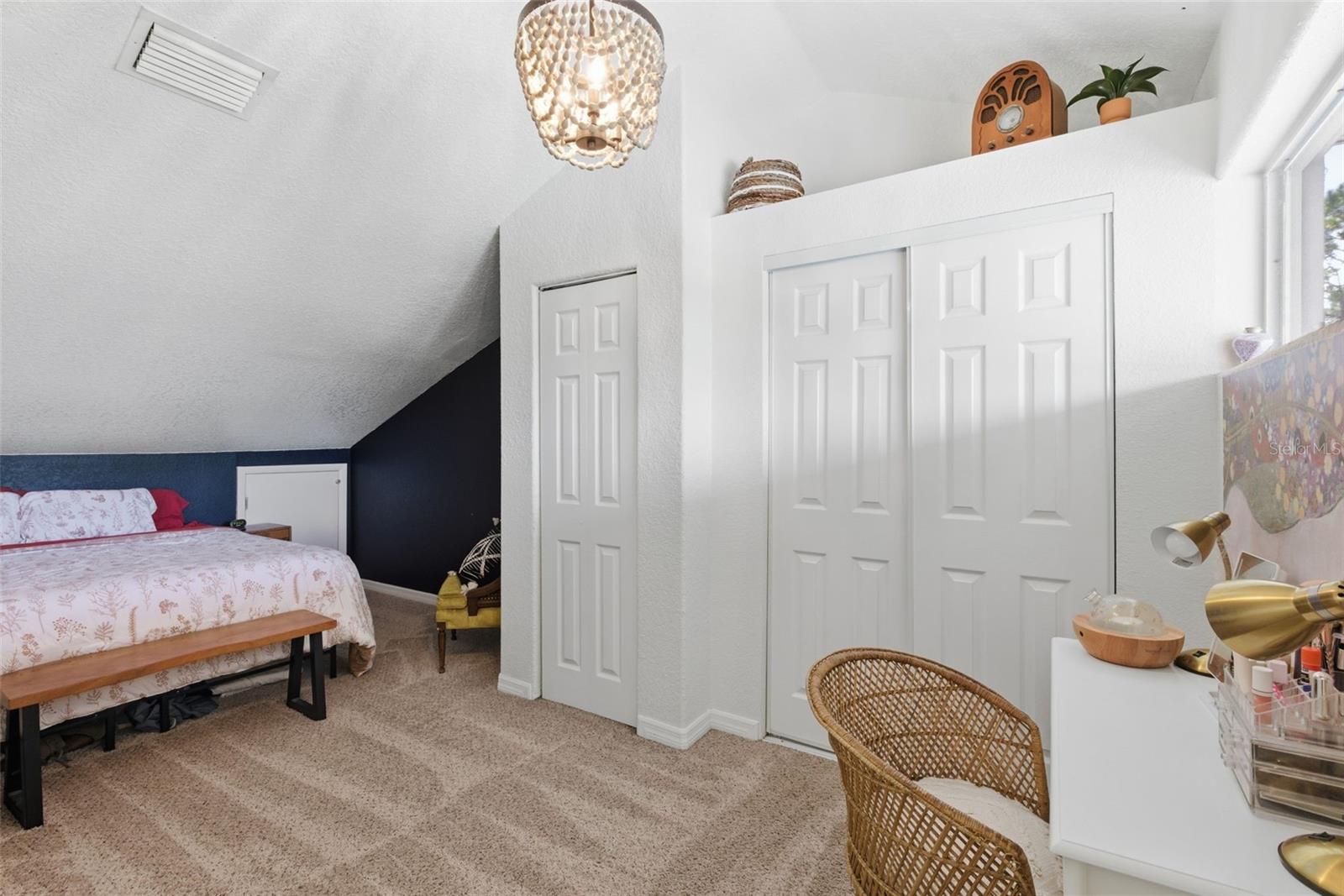 Image 82 of 100 For 26604 Pheasant Run