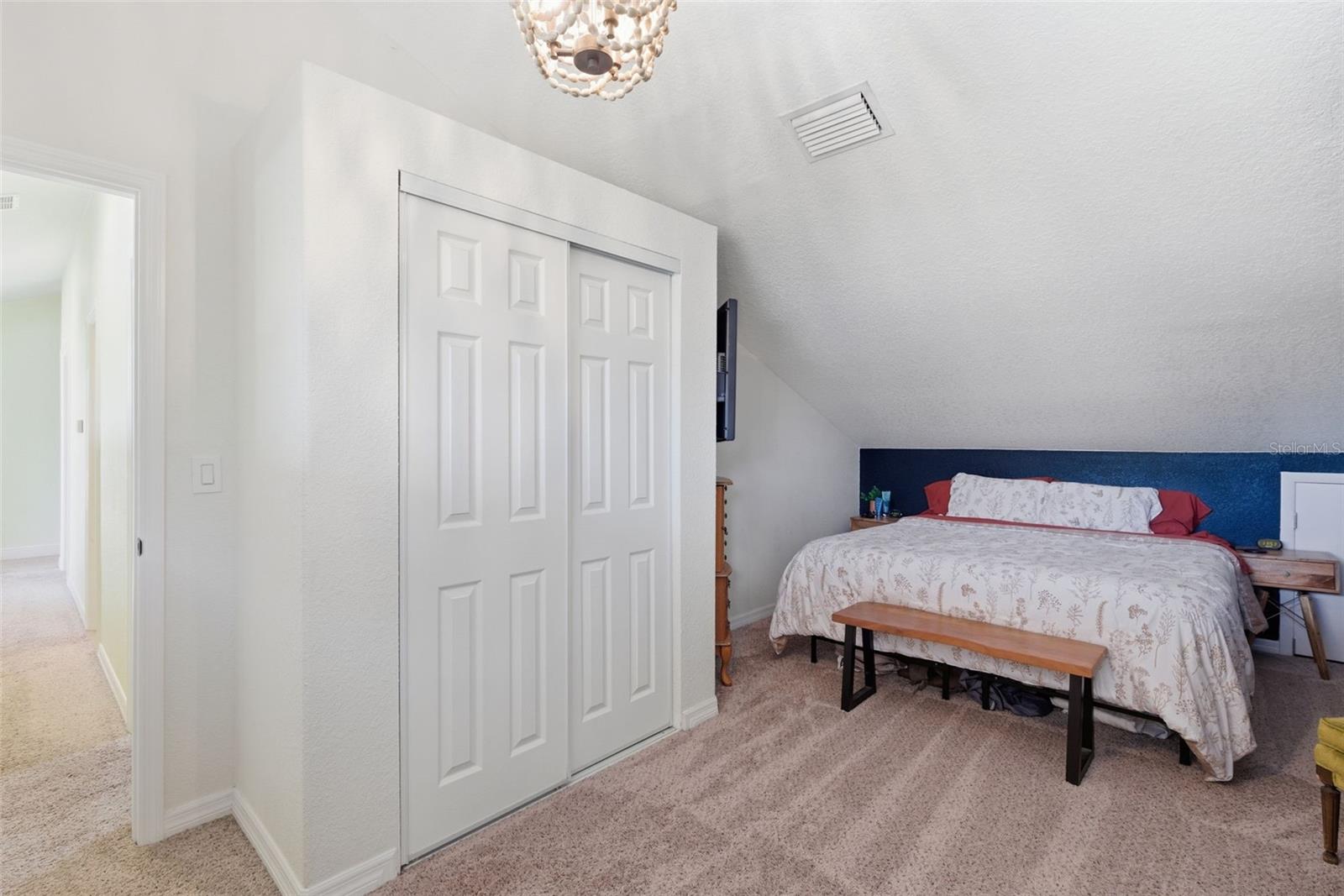 Image 83 of 100 For 26604 Pheasant Run