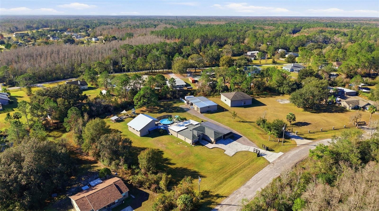 Image 98 of 100 For 26604 Pheasant Run