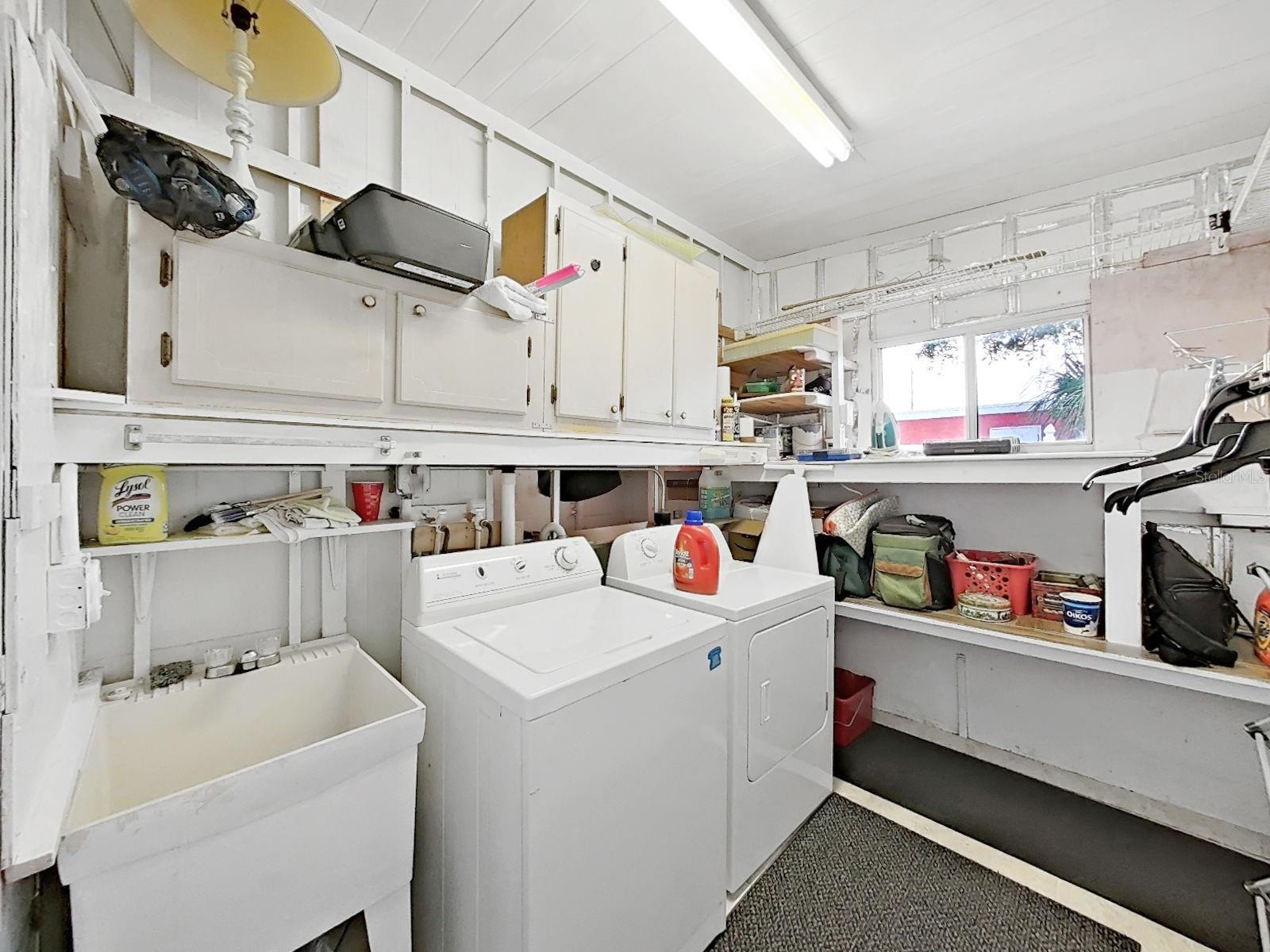 Image 20 of 26 For 12501 Ulmerton Road 204