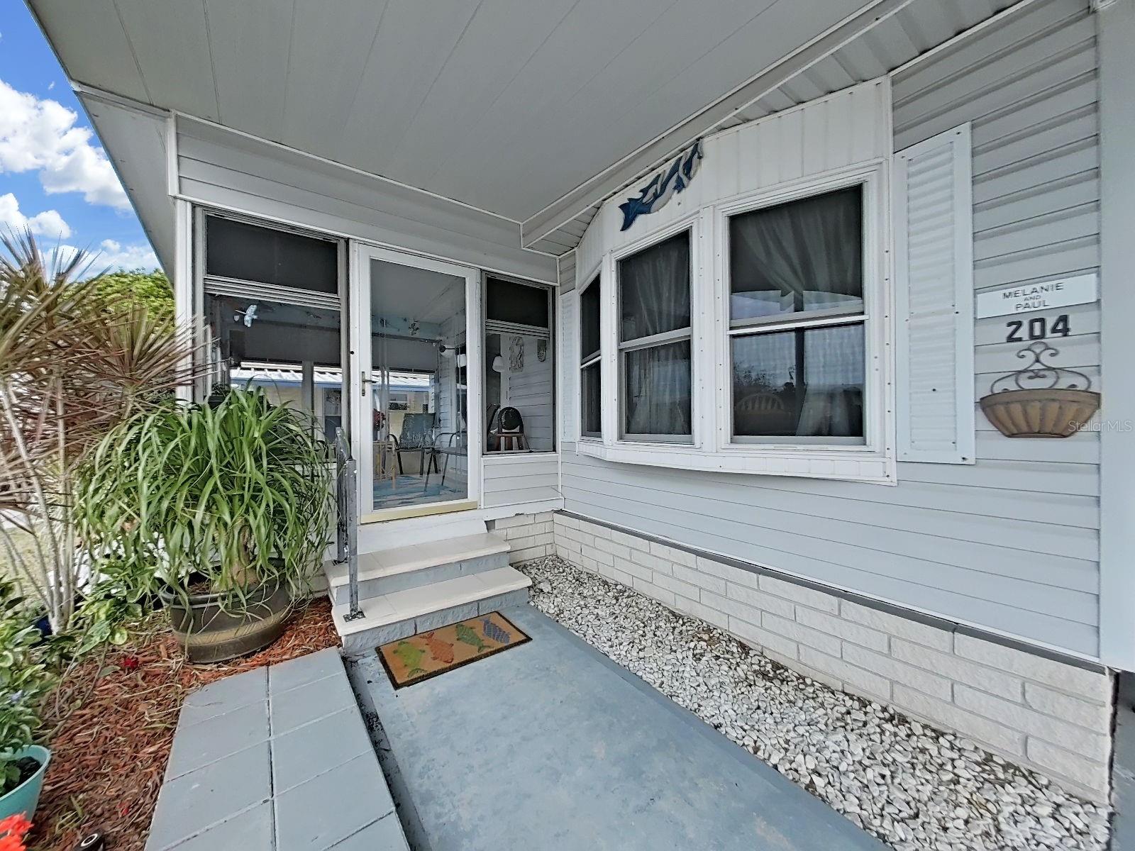 Image 4 of 26 For 12501 Ulmerton Road 204