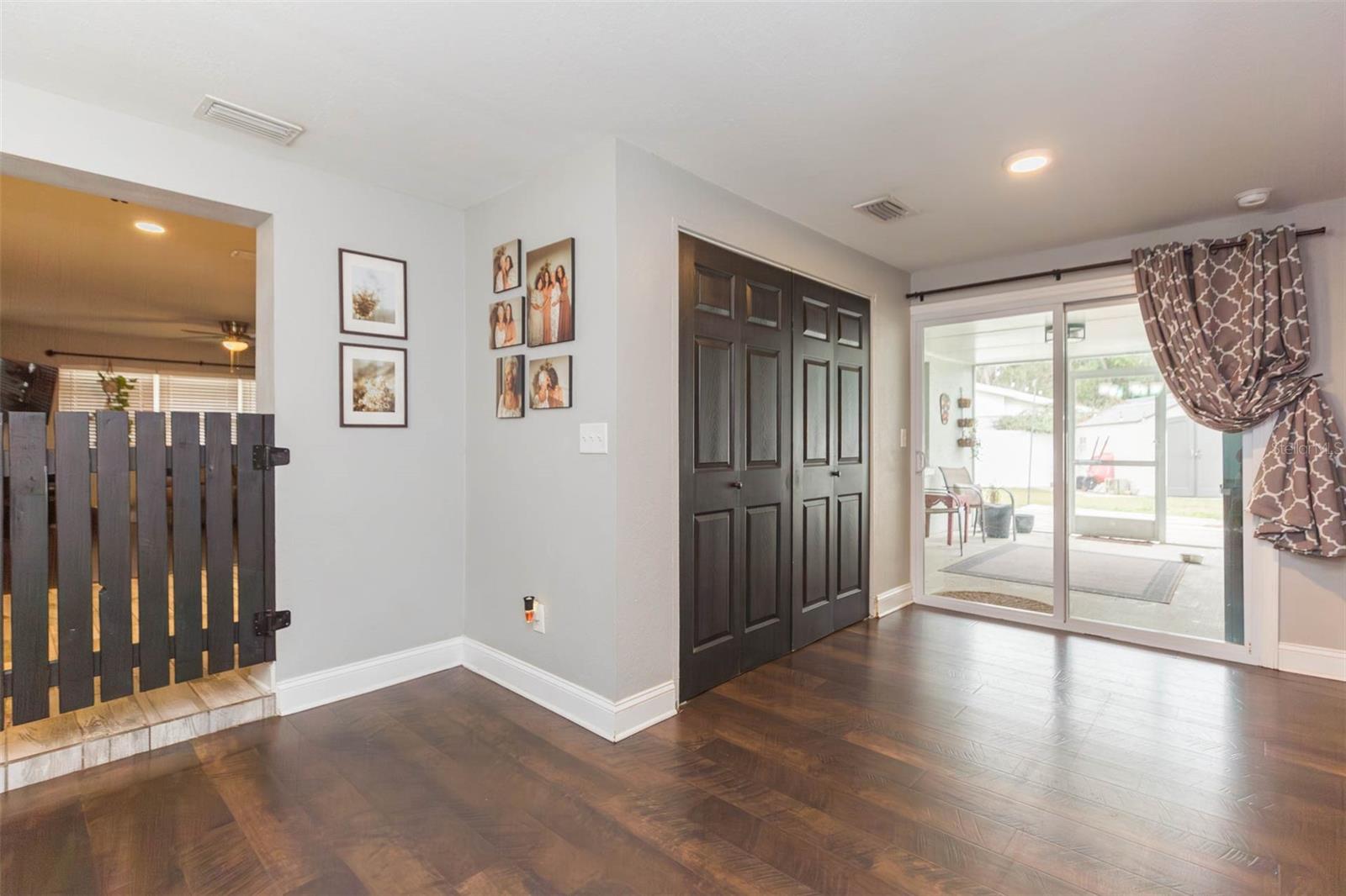 Image 17 of 50 For 33437 Westwood Drive