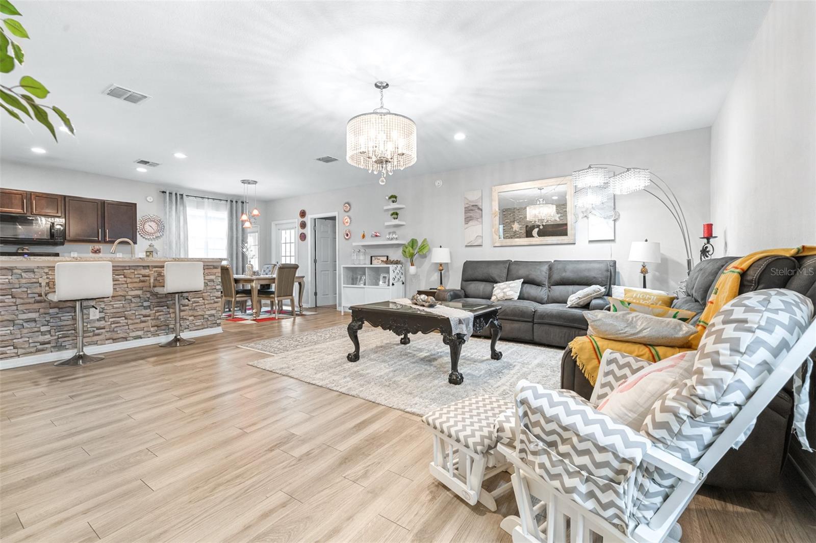 Image 5 of 28 For 7312 Indigo Oasis Court