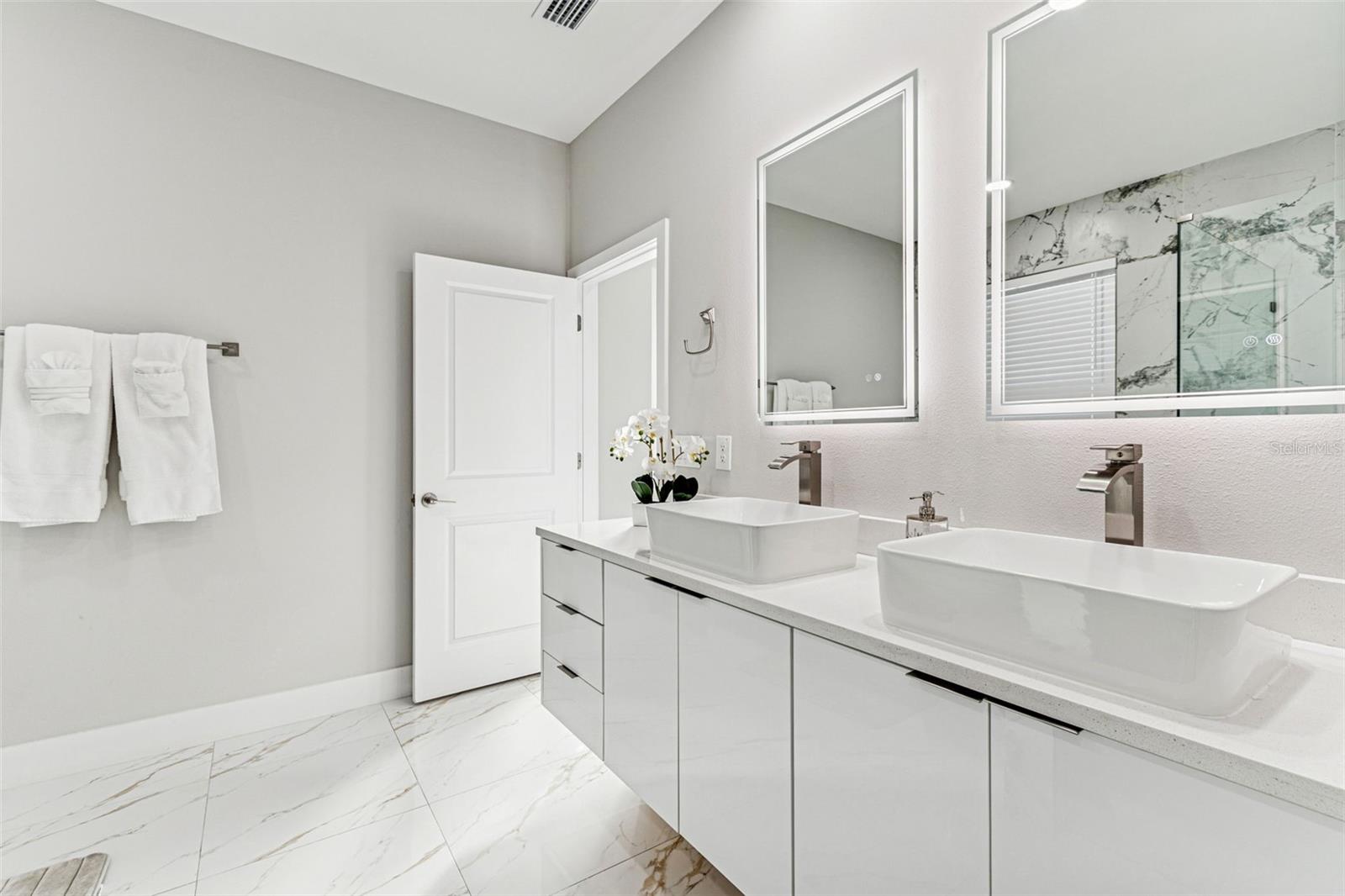 Image 41 of 71 For 7505 Rome Avenue