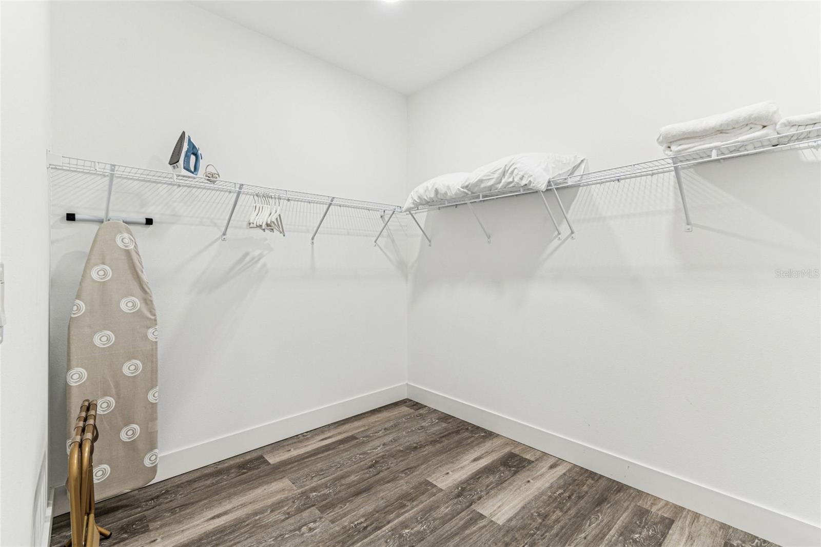 Image 42 of 71 For 7505 Rome Avenue