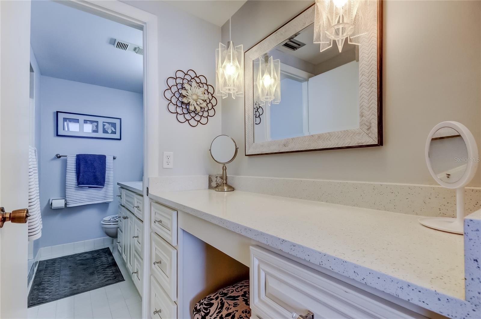 Image 20 of 38 For 100 Pierce Street 305