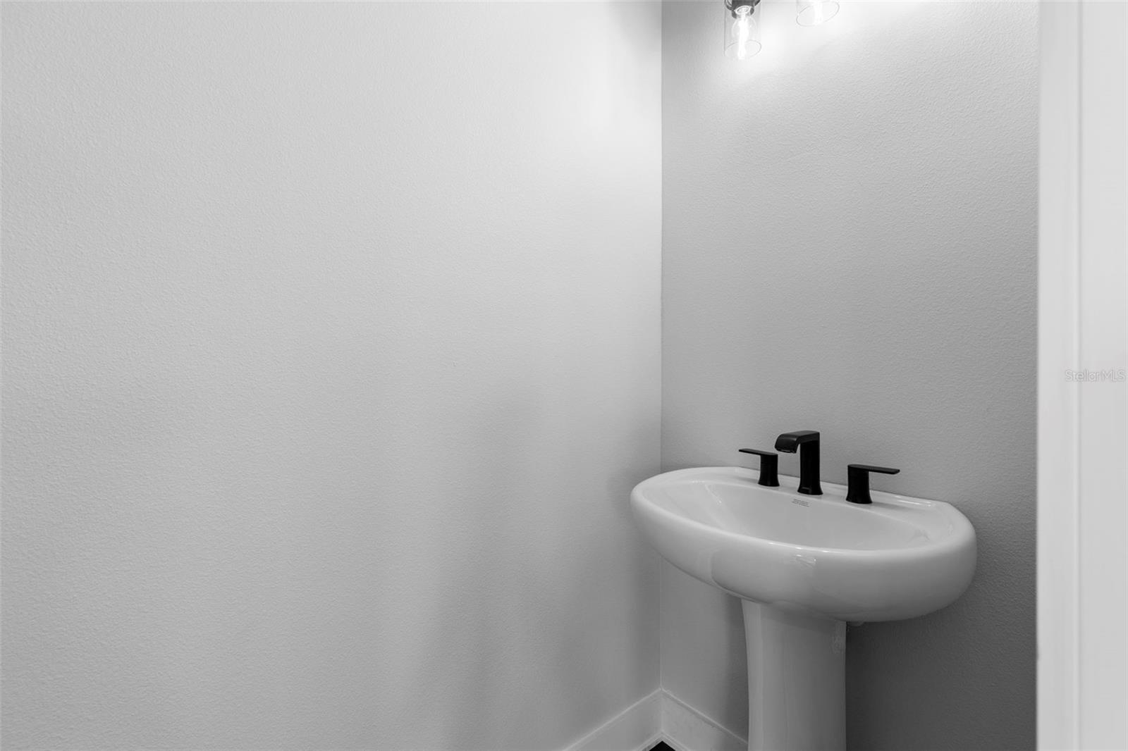 Image 19 of 29 For 4208 Carmen Street D