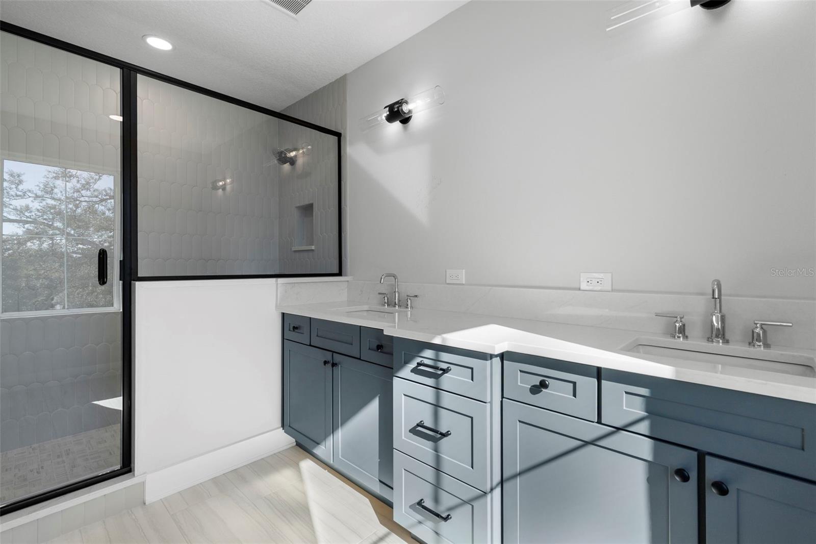 Image 22 of 29 For 4208 Carmen Street D