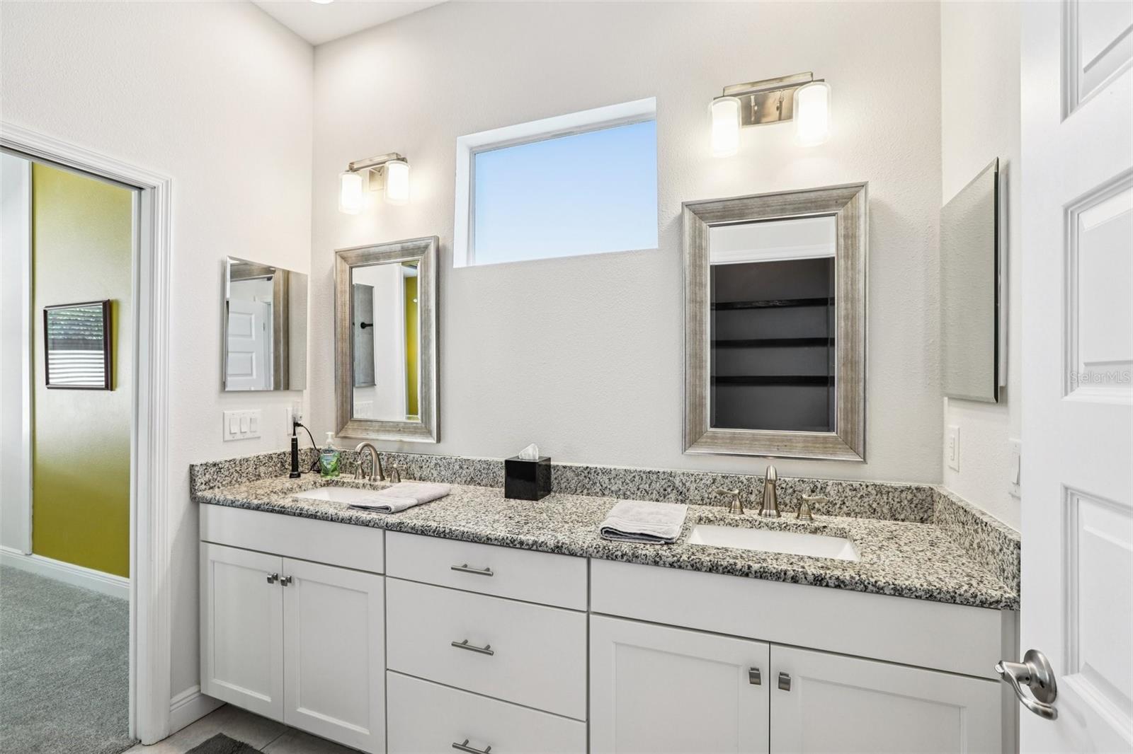 Image 28 of 52 For 5734 Stockport Street