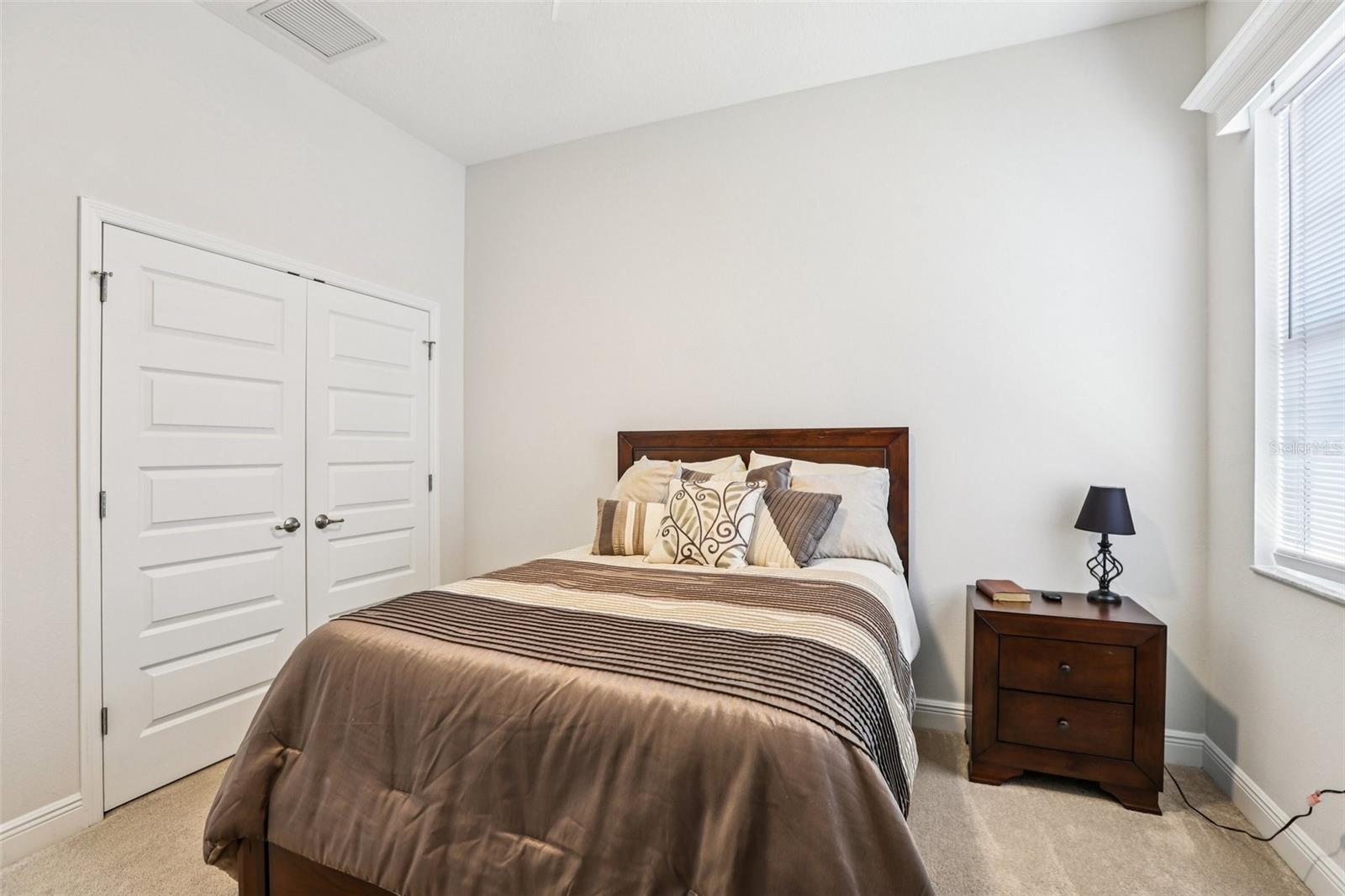 Image 34 of 52 For 5734 Stockport Street