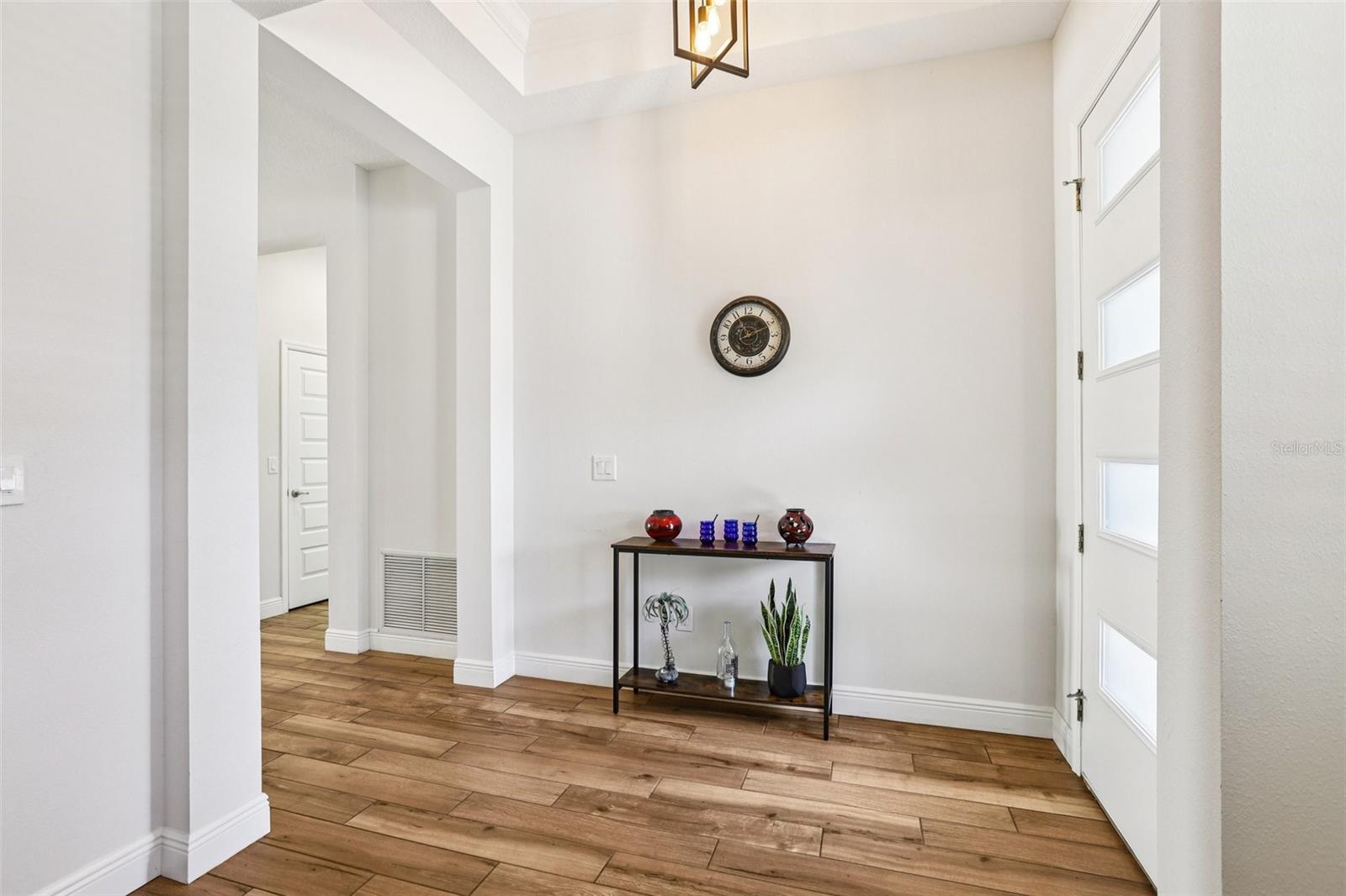 Image 5 of 52 For 5734 Stockport Street