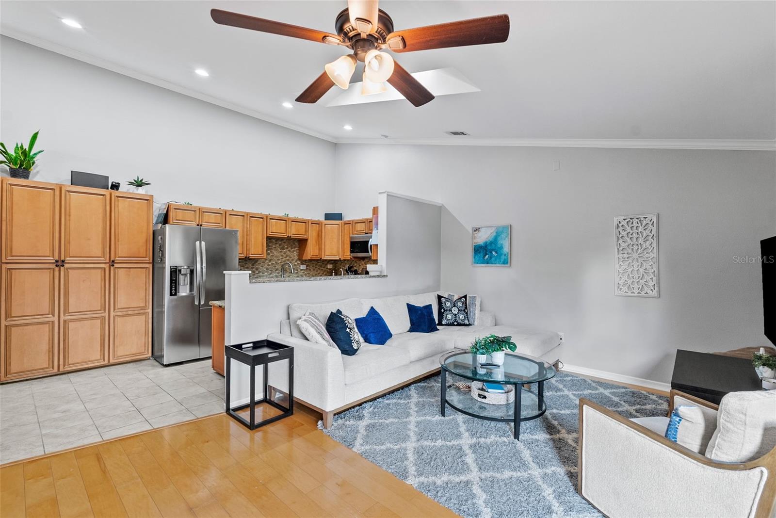 Image 11 of 49 For 6438 93rd Terrace N 603