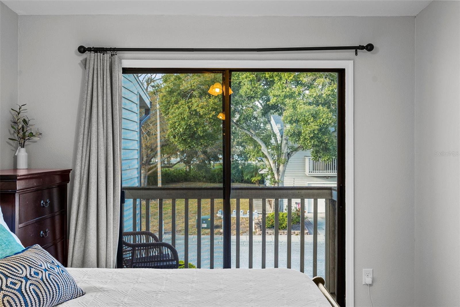 Image 26 of 49 For 6438 93rd Terrace N 603