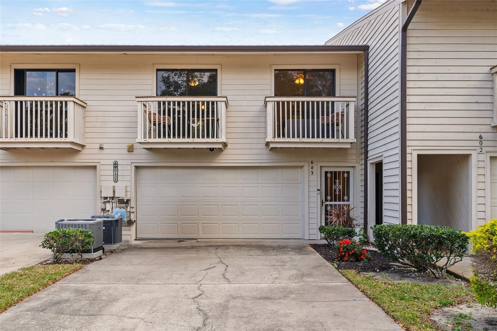 Image 36 of 49 For 6438 93rd Terrace N 603