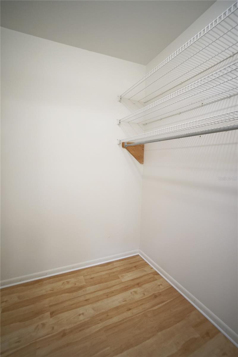 Image 12 of 28 For 1424 Park Circle