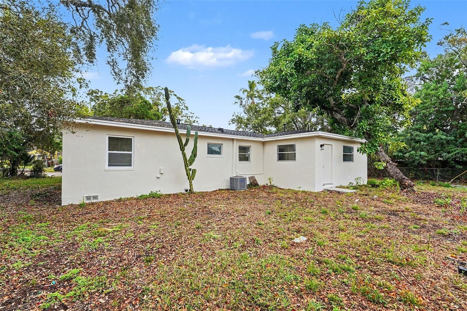 Image 27 of 37 For 2560 Queensboro Avenue S